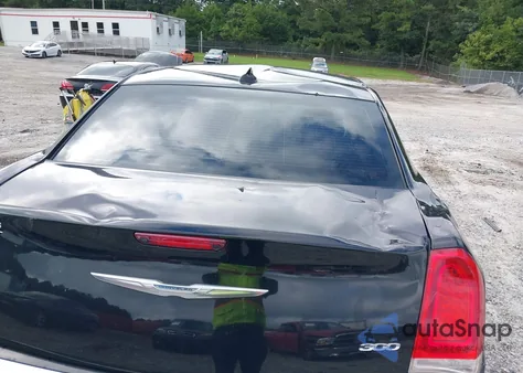 2017 Chrysler 300 Limited from USA, damaged, VIN 2C3CCAAG4HH585750